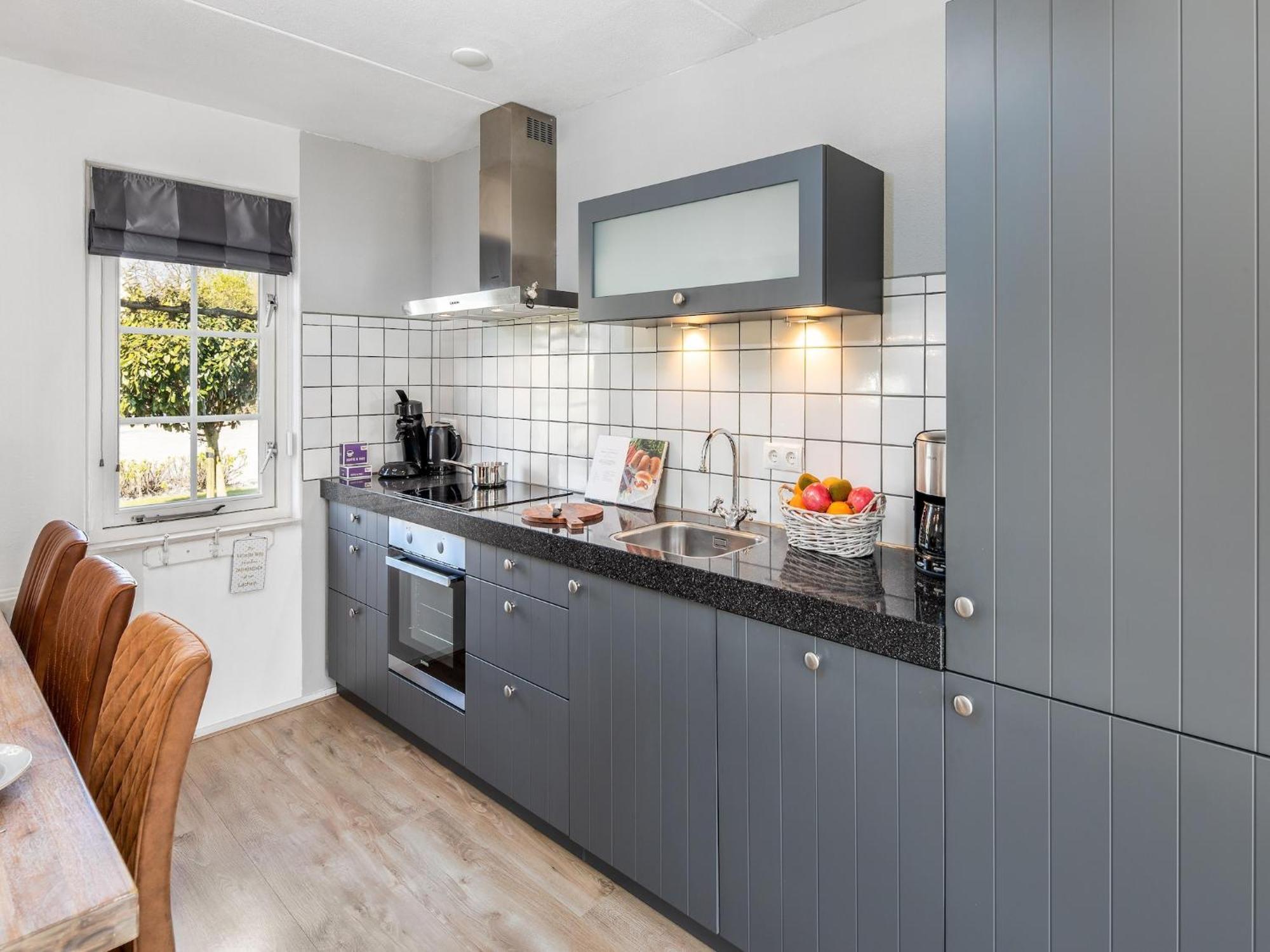 Detached With Dishwasher, On A In Domburg, 1 Km From The Sea Vakantiehuis *